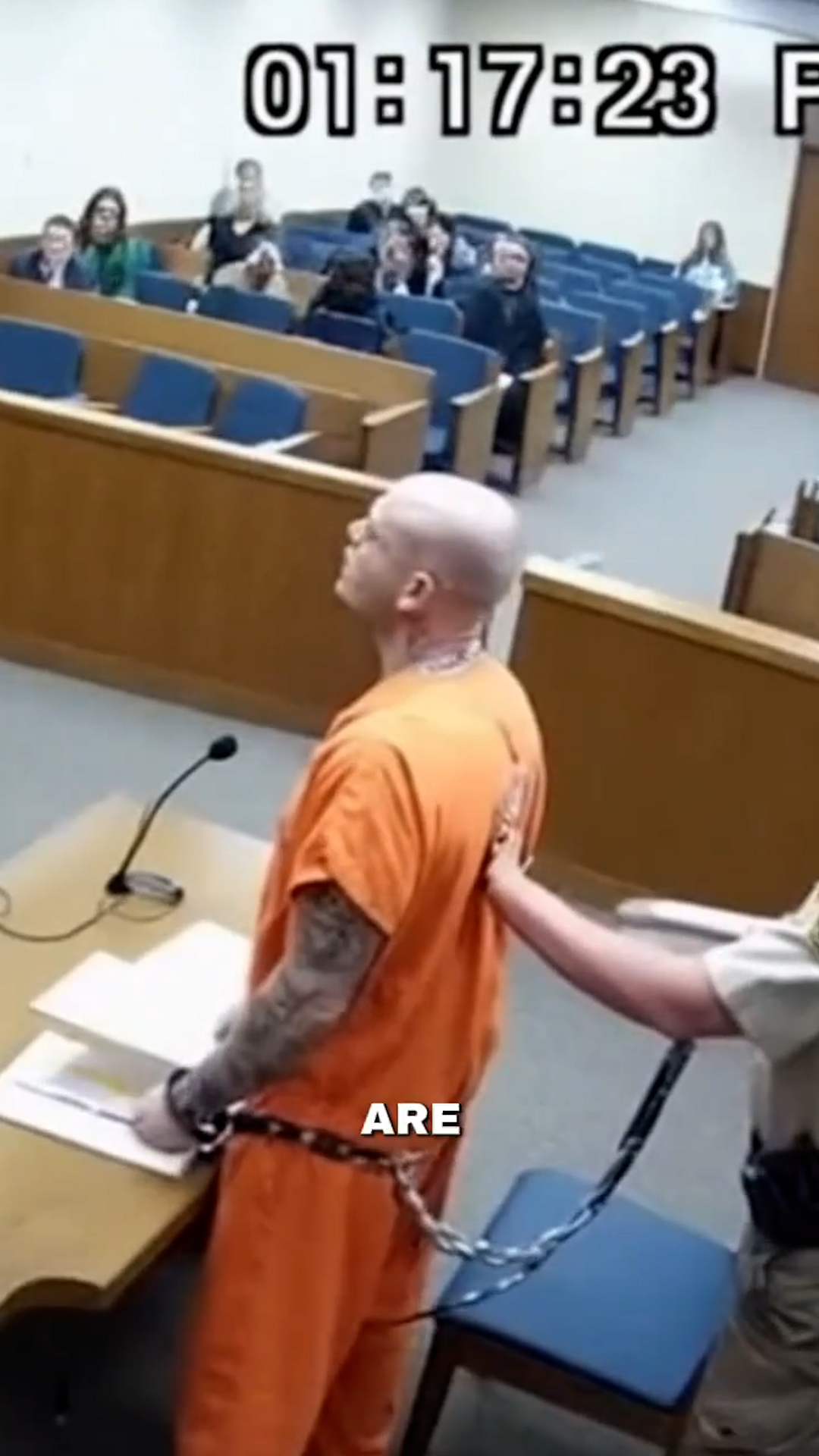 SnapTik-dot-Kim-9f80a5fe2c8613dc56b3839214fae942.00_31_09_19.Still009