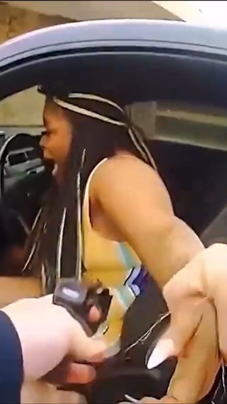 reels.01_59_24_21.Still014